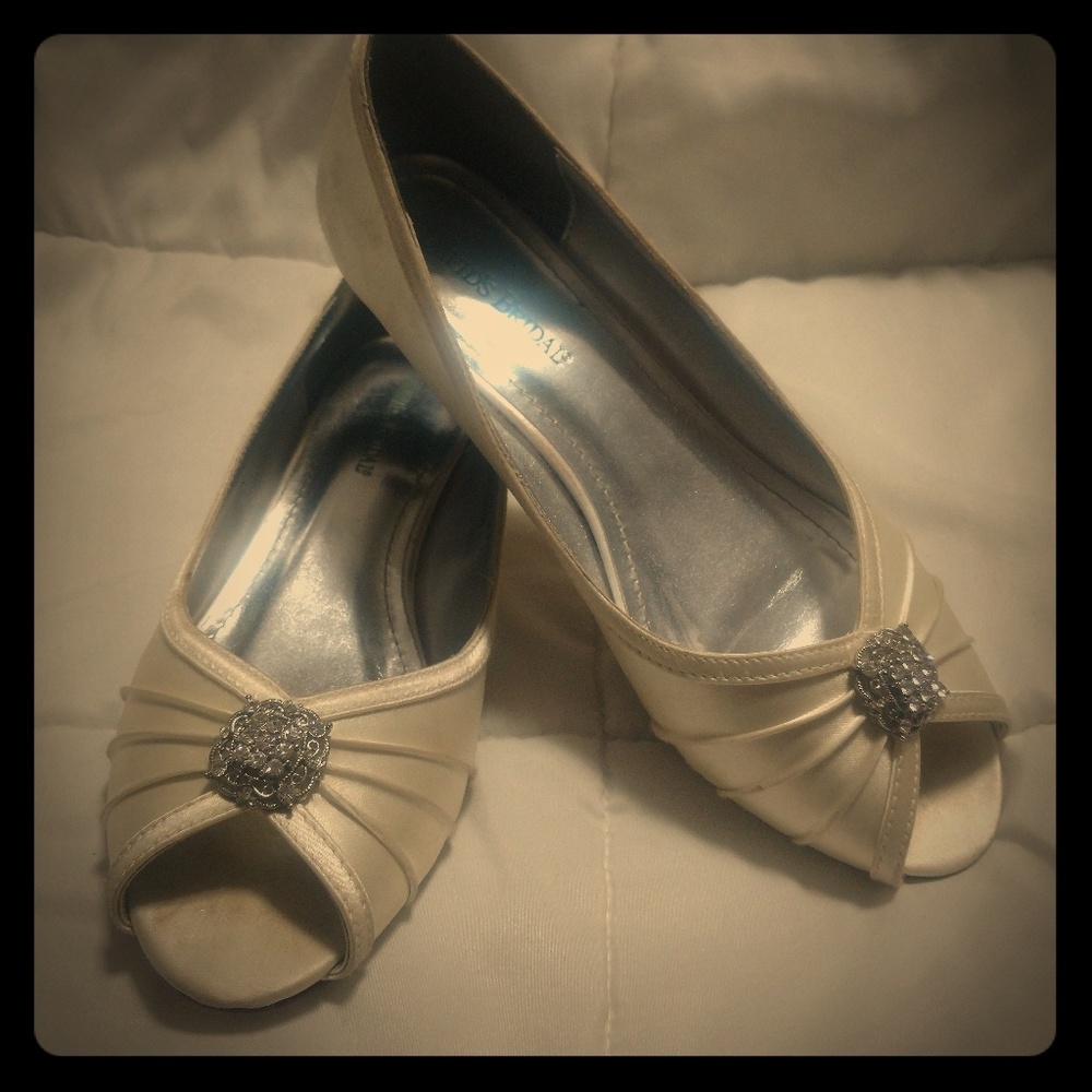 David's Bridal Peep Toes